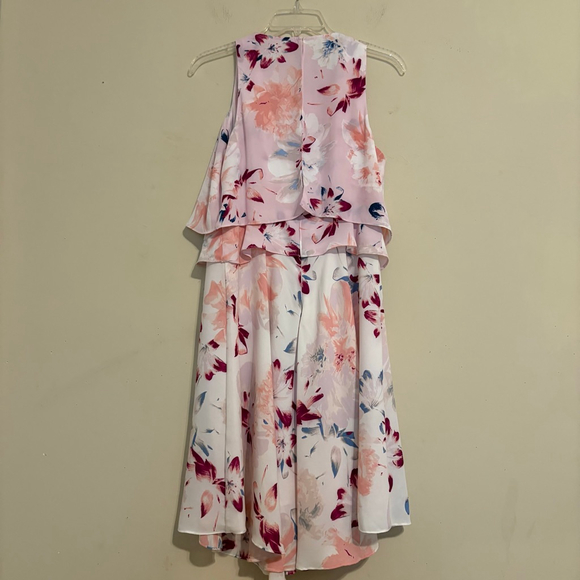Women's IVANKA TRUMP Pink and White Floral Tiered Dress Size 6 - Picture 2 of 13
